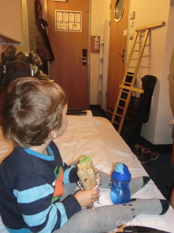 Abendessen in der Kabine Stena Scandinavican