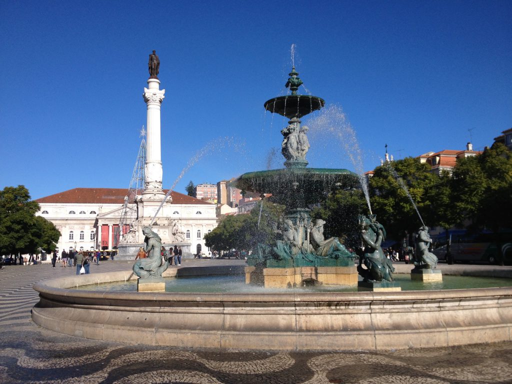 Springbrunnen am Rossio Platz