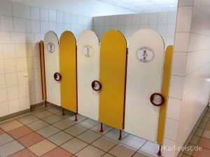 Sogar an Kindertoiletten in den Männer- und Damenwaschräumen wurde gedacht.