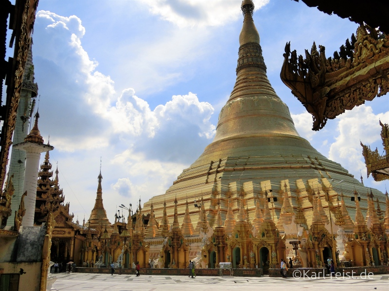 Vollbild der Shwedagon Pagode