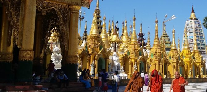 Erst zur Shwedagon Pagode, dann ins Krankenhaus