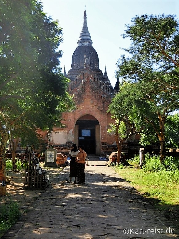 Eingang zum nächsten Tempel