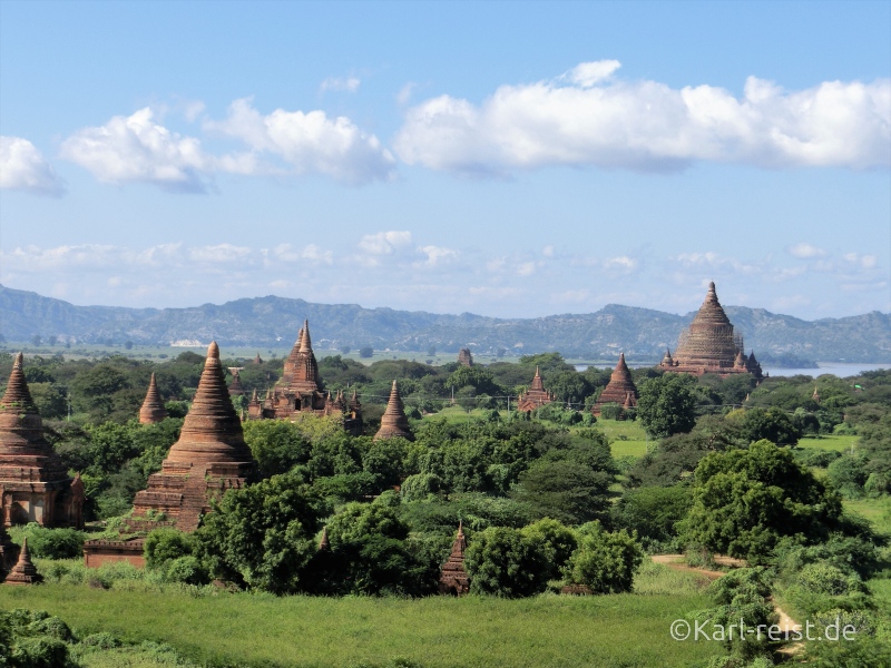 Blick von der Shwesandaw Pagode Richtung Südwesten