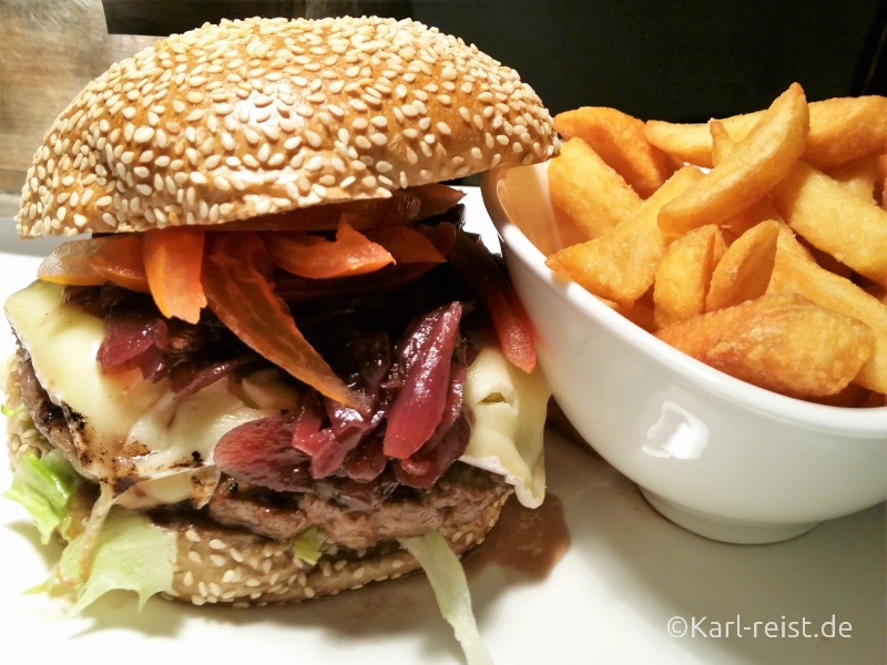 Burger vom LOBBY Restaurant Radisson Blu Bremen Hotel