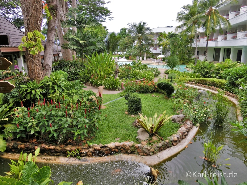 Garten im Novotel Rim Pae Rayong Hotel Resort Klaeng Ban Phe Garten 