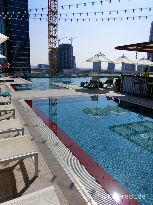Hotel Steigenberger Dubai Business Bay Pool