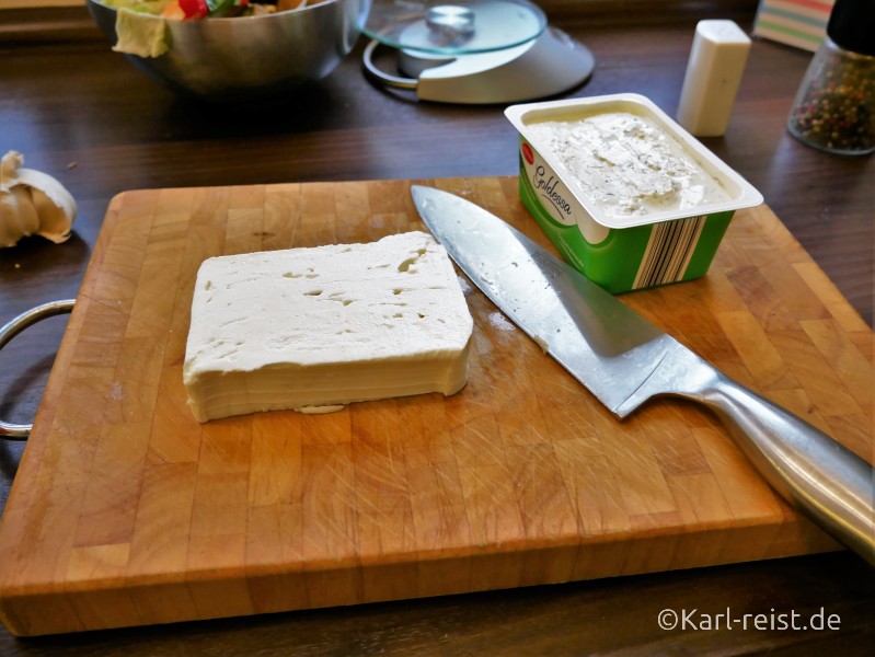 Schafskäsedip Rezept - Feta Aufstrich wie griechische Chtipiti Creme